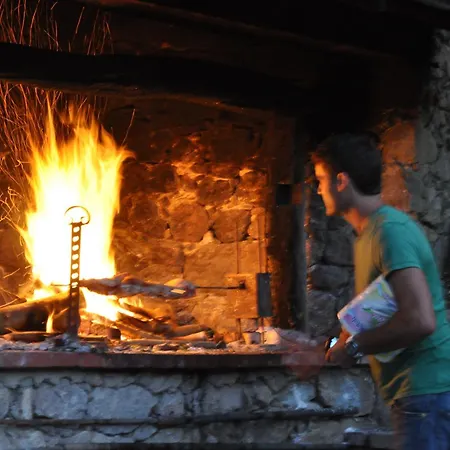 Agriturismo La Quercia * Арбус