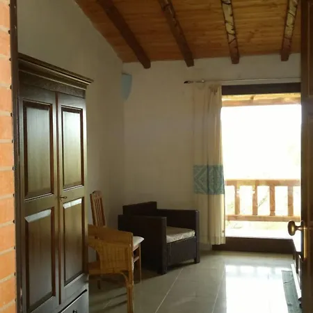 Agriturismo La Quercia * Арбус