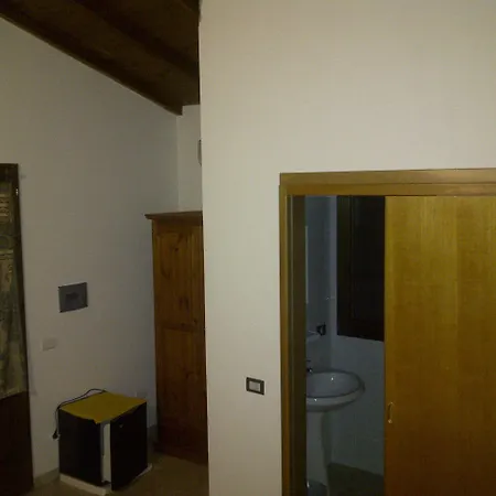 Gospodarstwo wiejskie La Quercia Arbus